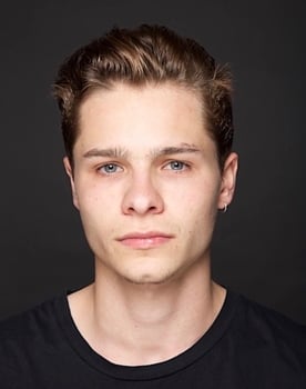 Toby Wallace Toby Wallace