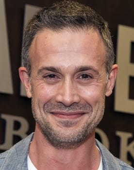 Freddie Prinze Jr. Freddie Prinze Jr.