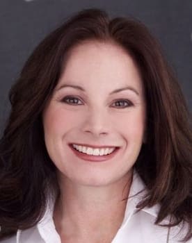 Lisa Barnes Lisa Barnes