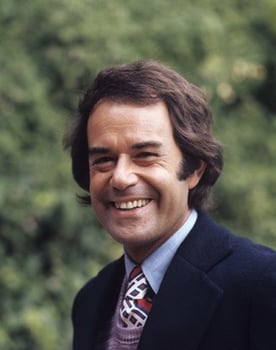 Laurence Luckinbill Laurence Luckinbill