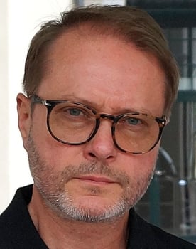 Artur Żmijewski Artur Żmijewski