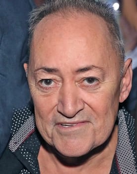Ángel Salazar Ángel Salazar