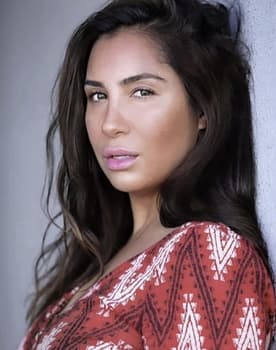 Liana Mendoza Liana Mendoza