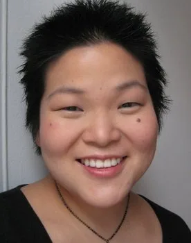 Holly Chou Holly Chou