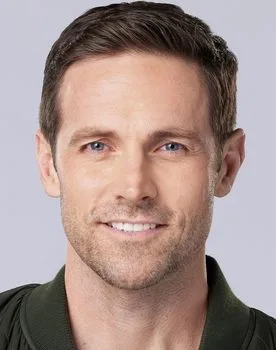 Dylan Bruce Dylan Bruce