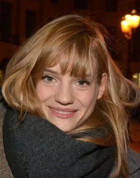 Noémie Schmidt