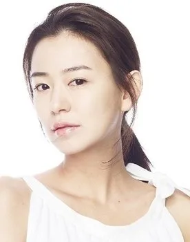 Shim Yi Young